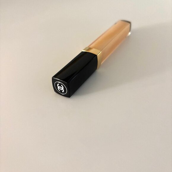 BRAND new, never uses Chanel Rouge Coco Lip Gloss 774 Excitation - Picture 2 of 8